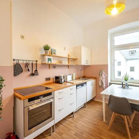 Suedstadt-oase 1 Komfort Mit 2 Sz Und Balkon * Koblenz (Rhineland-Palatinate)