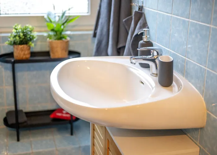 Suedstadt-oase 1 Komfort Mit 2 Sz Und Balkon * Κόμπλεντς